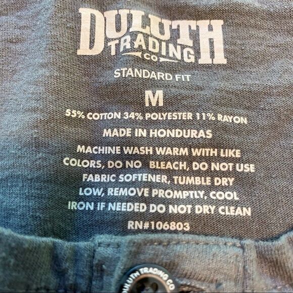 Duluth Trading Co Gray 3 Button Short Sleeve Shirt - Picture 3 of 8